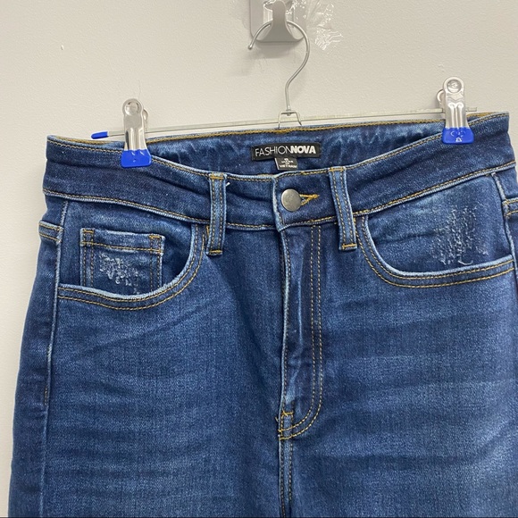 ✨NEW✨ FASHION NOVA ANKLE JEANS - Picture 4 of 10